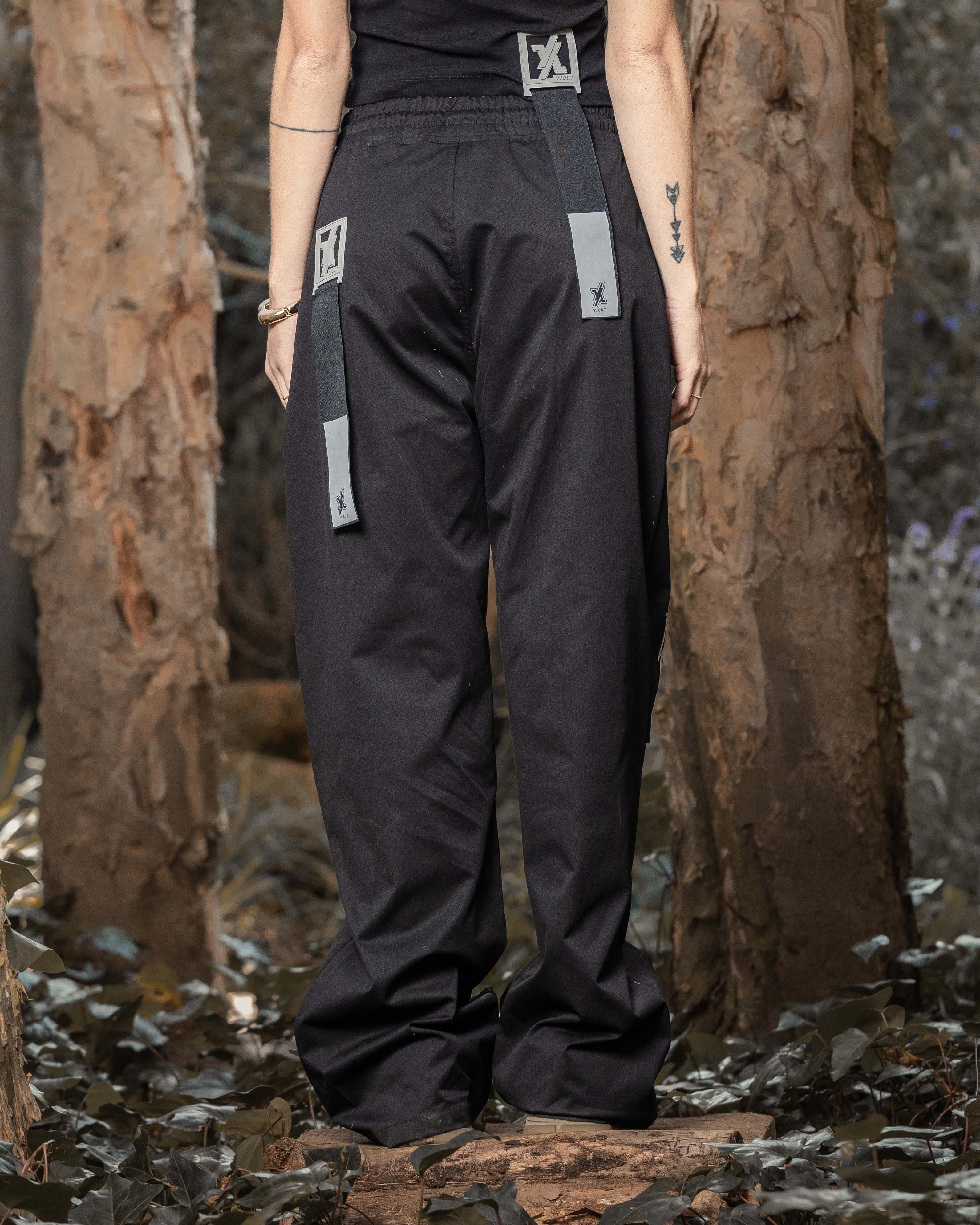 BLACK TRUFFLE PANT - Image 4