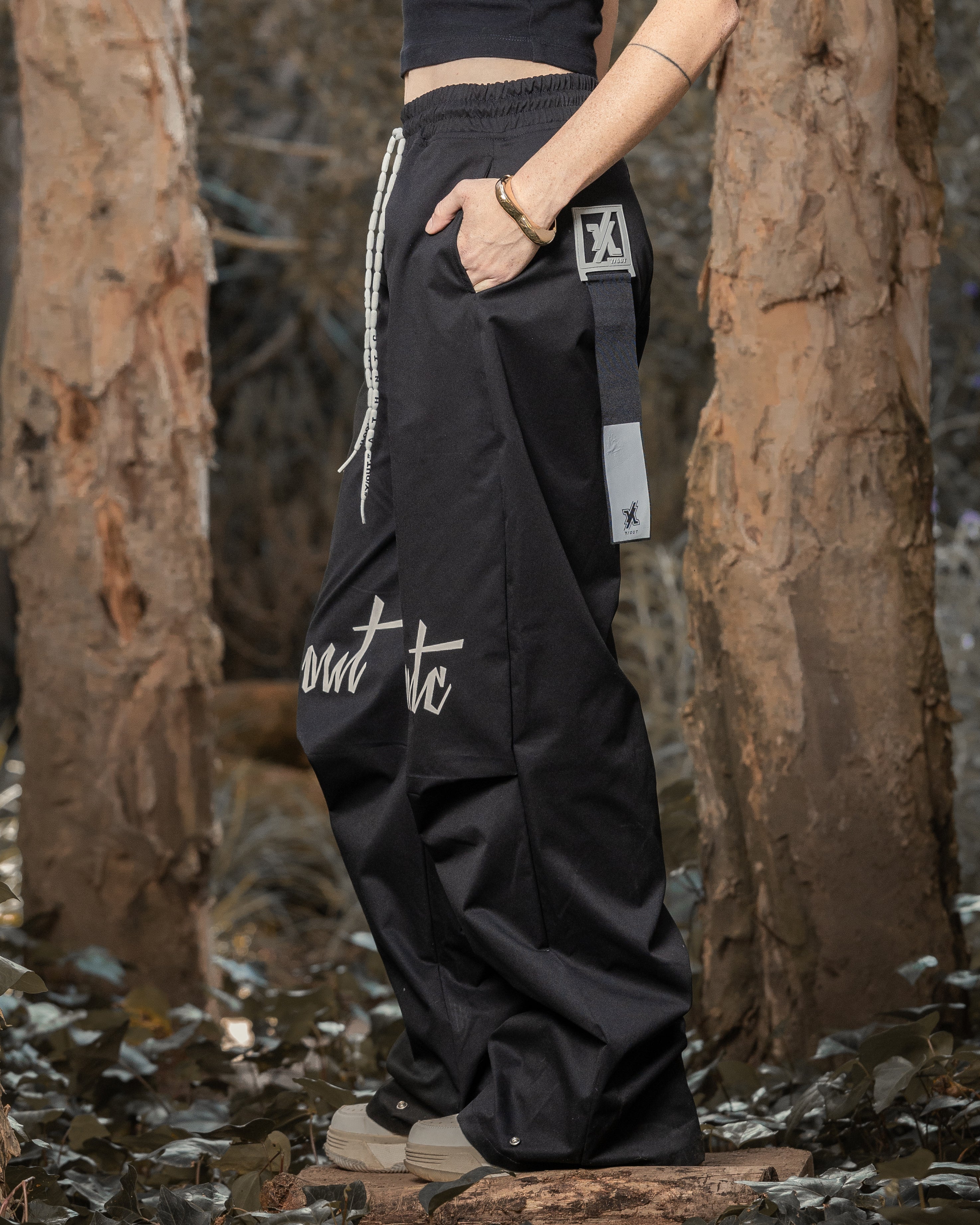 BLACK TRUFFLE PANT - Image 5