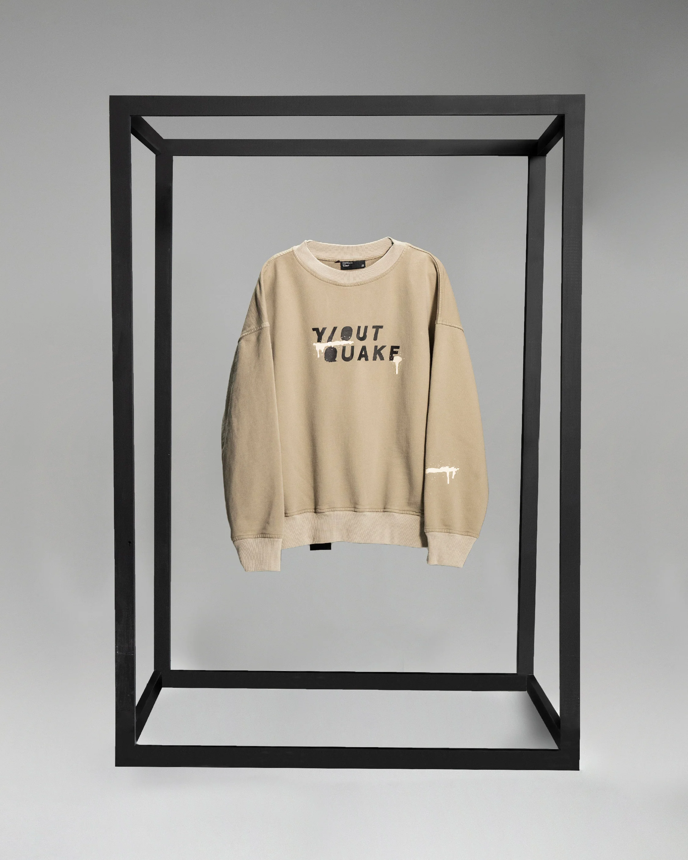 CREWNECK SPRAYED