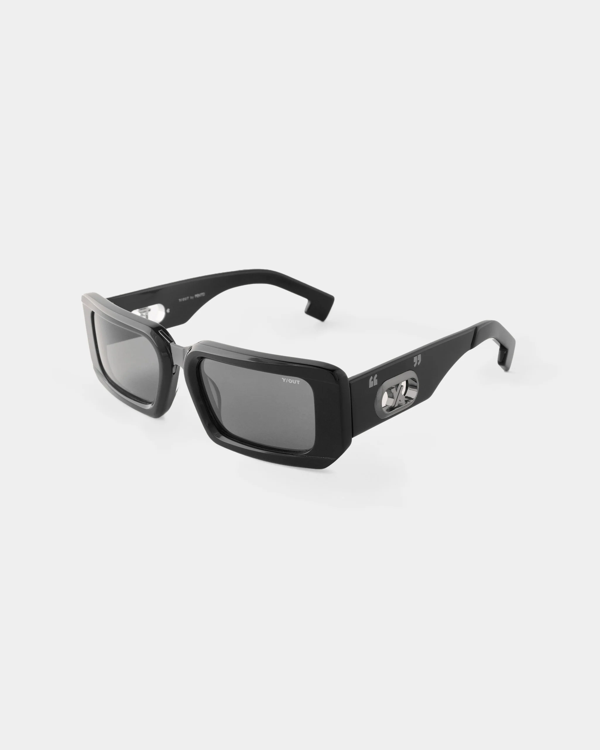 GMT BLACK - Image 4