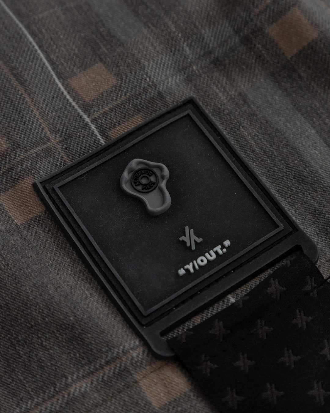 NAVIS SHIRT - Image 10