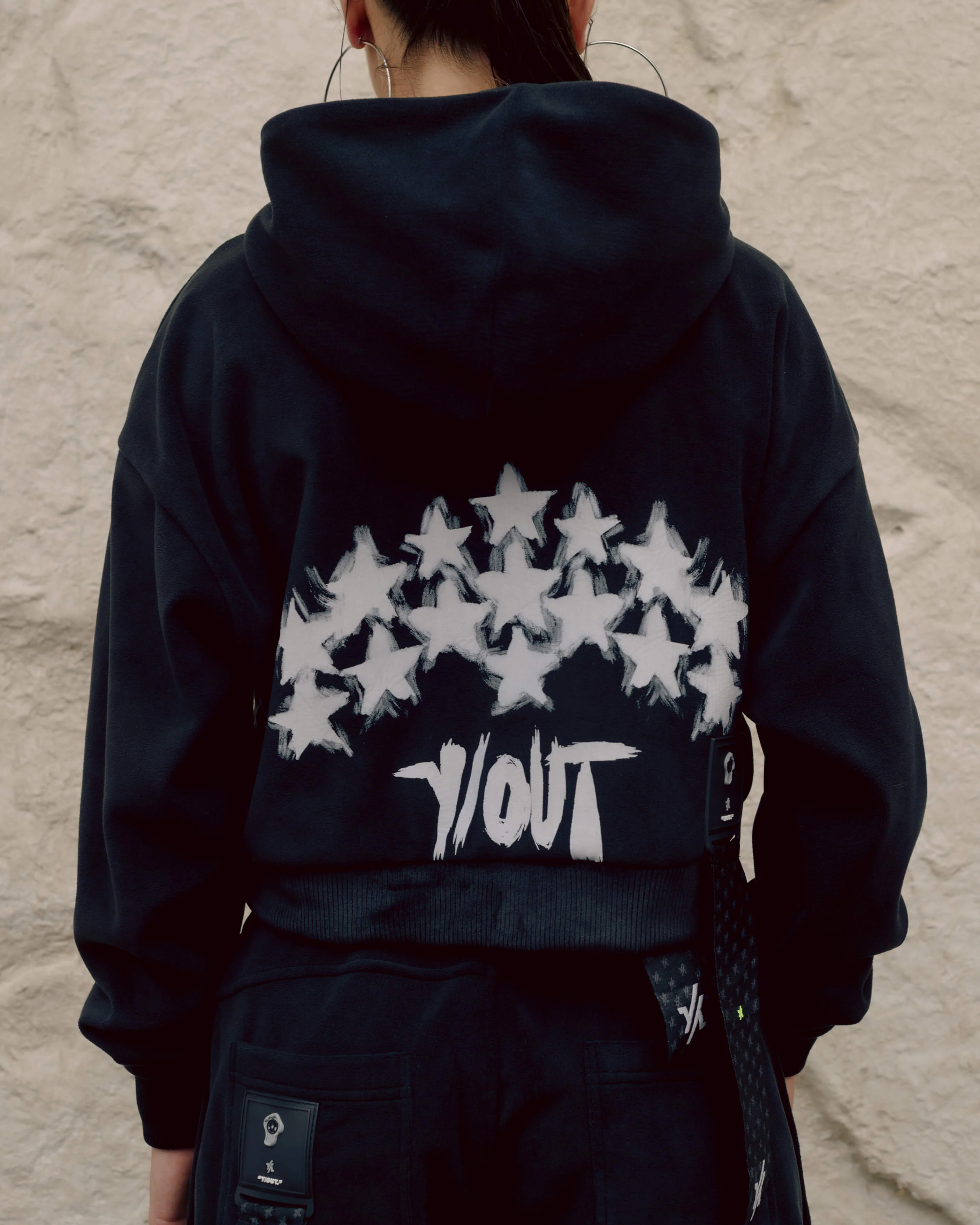STATUS HOODIE - Image 3