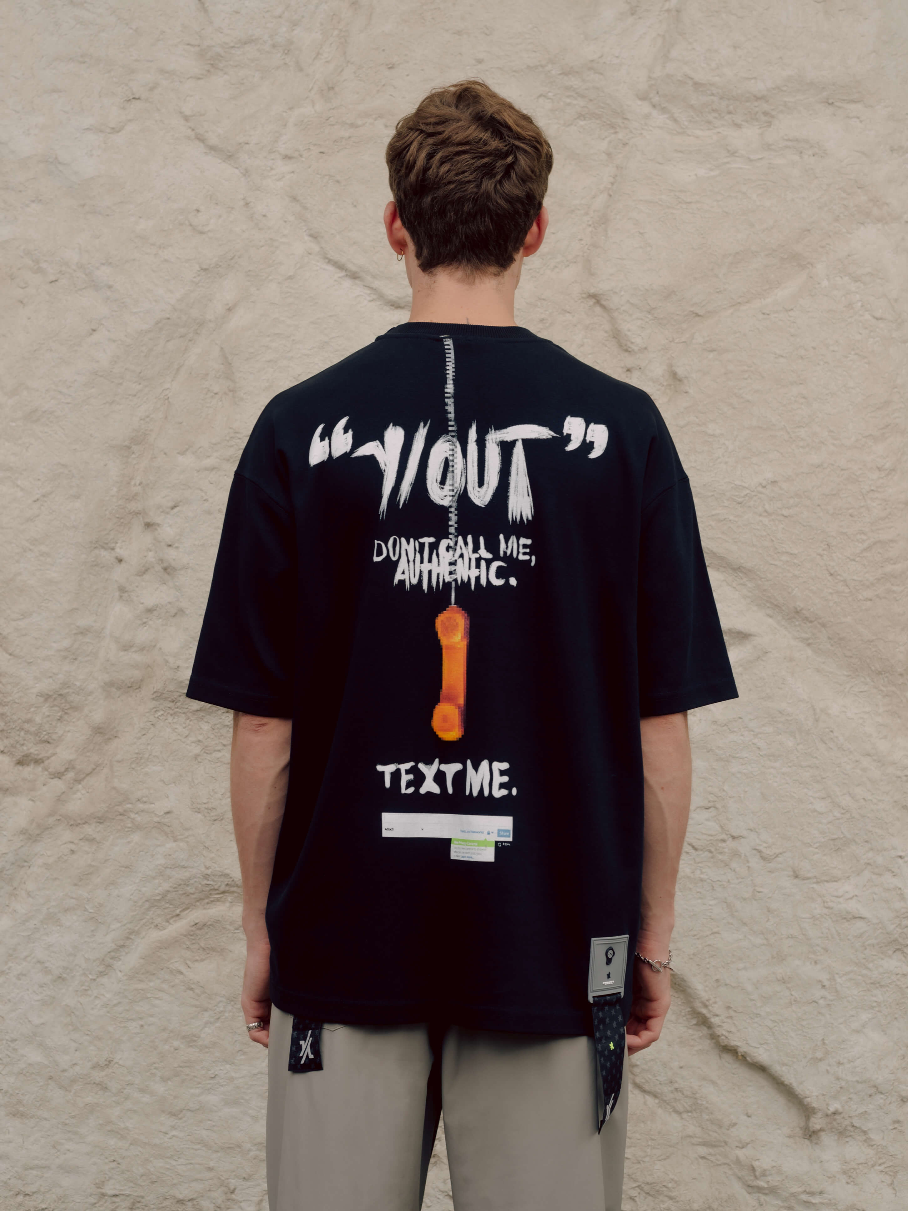 TEXT ME T-SHIRT - Image 2