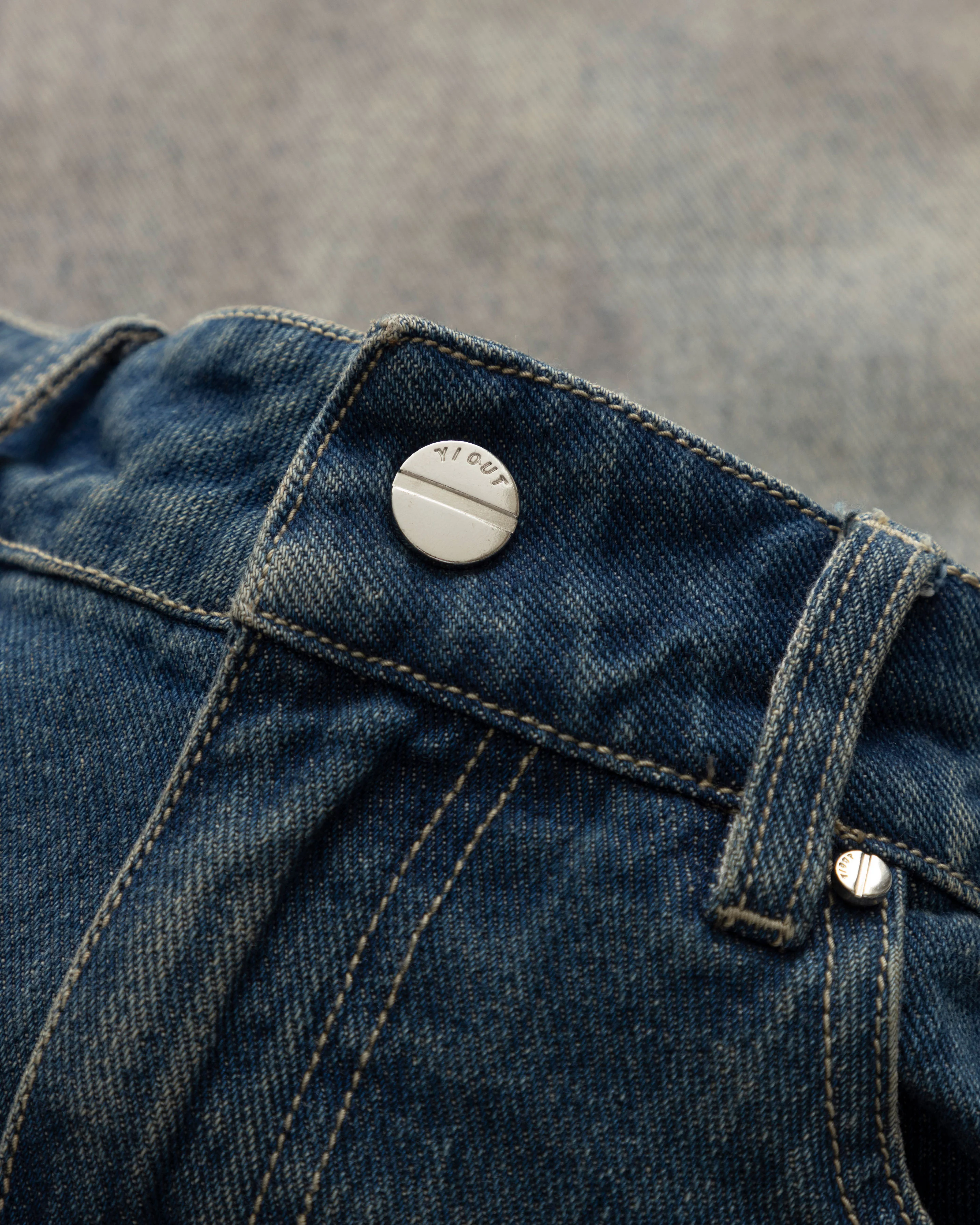 TREASURE JEAN - Image 10